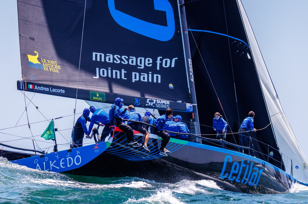 Il TP52 Alkedo torna in acqua a Puerto Portals